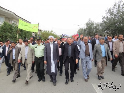 مراسم راهپیمایی یوم الله 13 آبان در شهر آق قلا برگزار شد