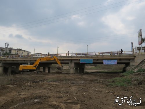 احداث میدان تقاطع کمربندی و تعریض باند شرقی پل شهید باهنر آق قلا