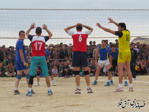 برگزاری مسابقات والیبال جام روز جمهوری اسلامی در جشنواره نوروزی فرهنگ اقوام آق قلا