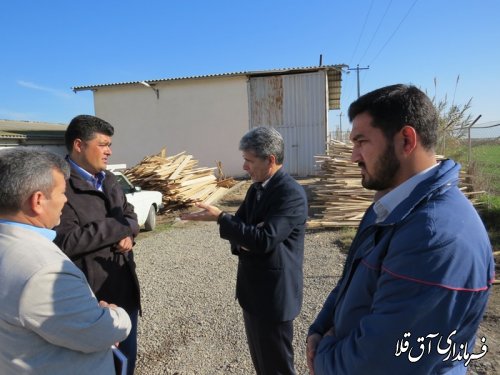 بازدید فرماندار از کارگاه مبل سازی یاسین روستای عطا آباد بخش مرکزی