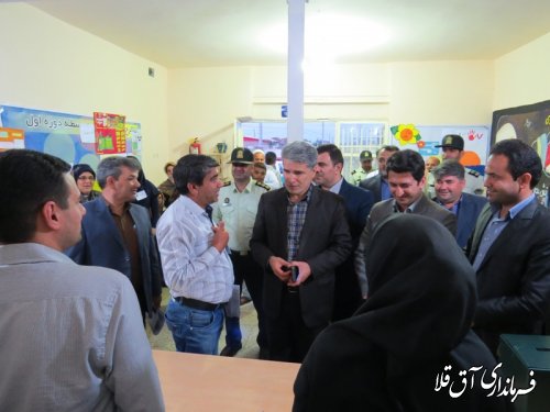بازدید فرماندار و اعضاء شورای تامین از شعب اخذ رای در بخش مرکزی شهرستان آق قلا