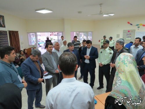 بازدید فرماندار و اعضاء شورای تامین از شعب اخذ رای در بخش مرکزی شهرستان آق قلا