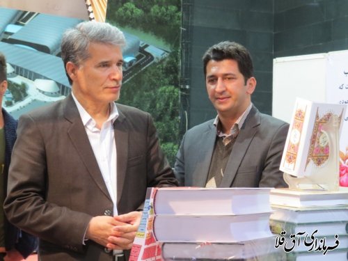 بازدید فرماندار شهرستان آق قلا از نمایشگاه کتاب گلستان