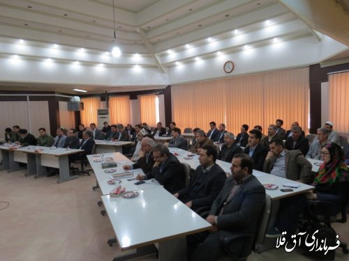 آخرین جلسه شورای ادارای شهرستان آق قلا در سال جاری برگزار شد