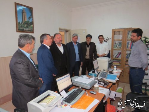 بازدید نماینده مردم شهرستانهای گرگان و آق قلا در مجلس شورای اسلامی از روند ثبت نام