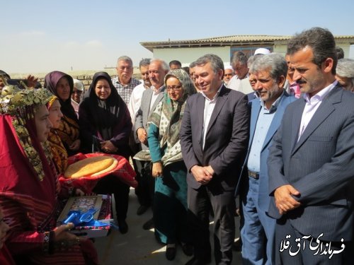 افتتاح نمایشگاه صنایع دستی در روستای یلمه سالیان بخش وشمگیر