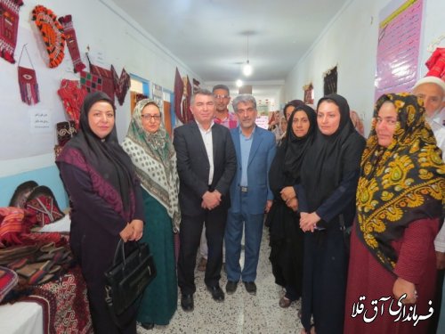 افتتاح نمایشگاه صنایع دستی در روستای یلمه سالیان بخش وشمگیر