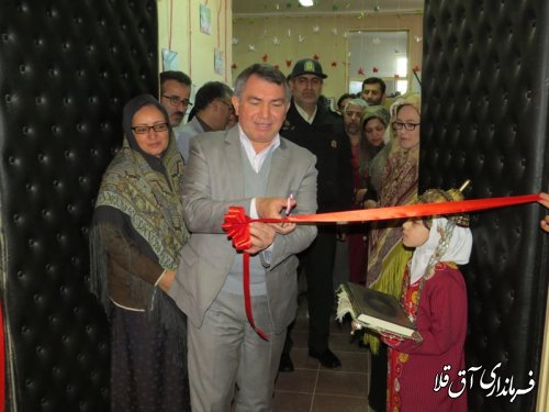 نمایشگاه خیریه غذا و صنایع دستی در شهرستان آق قلا افتتاح شد
