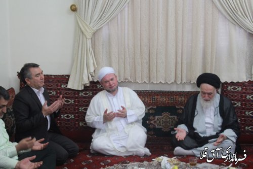 دیدار فرماندار شهرستان آق قلا با روحانیون منطقه و خانواده شهیدان"حبیب لی"