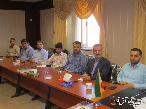 رئیس ستاد مدیریت بحران شهرستان آق قلا با کارکنان فرمانداری نشست صمیمی برگزار کرد