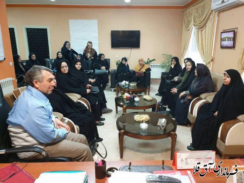 معاون دفتر امور زنان و خانواده وزارت کشور با فرماندار شهرستان آق قلا دیدار کرد
