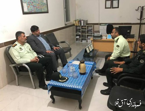 فرماندار و رئیس شورای تامین بصورت شبانه از پاسگاه آق آلتین شهرستان آق قلا بازدید بعمل آورد