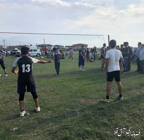جشنواره بازیهای بومی محلی در روستای شفتالوباغ سفلی شهرستان آق قلا برگزار شد