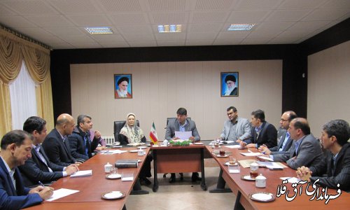 نشست مشترک فرماندار با مدیران بانک های عامل شهرستان آق قلا برگزار شد