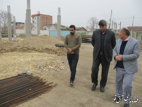 فرماندار از پیشرفت فیزیکی مدارس در حال ساخت شهر آق قلا بازدید کرد