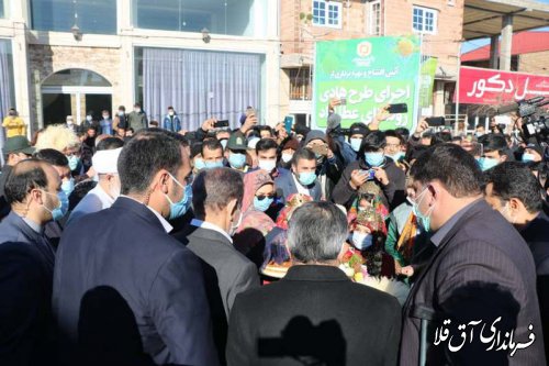 آئین بهره برداری از طرح های تولیدی در روستای عطا آباد شهرستان آق قلا برگزار شد