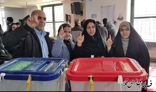 حضور پر شور مردم شریف شهرستان آق قلا در پای صندوق های رای 