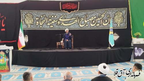  برگزاری مجلس عزای امام حسین علیه السلام در جوار مزار پاک شهدای گمنام  آق قلا.